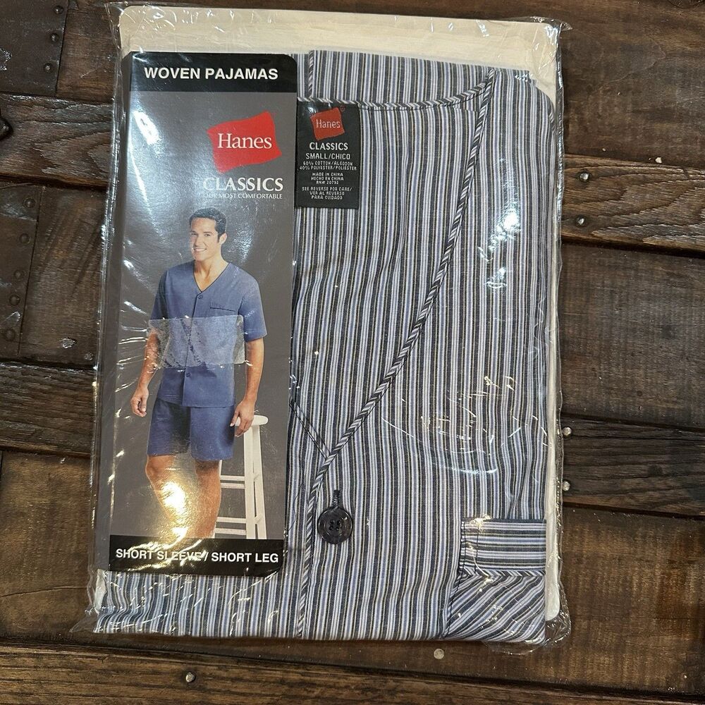 Hanes NWT pajamas short sleeve shorts sleepwear men’s size small Lounge